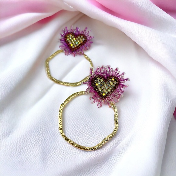 Heartfelt Glam: NWT Pink & Gold Beaded Heart Earrings for Love & Style! - Picture 5 of 6